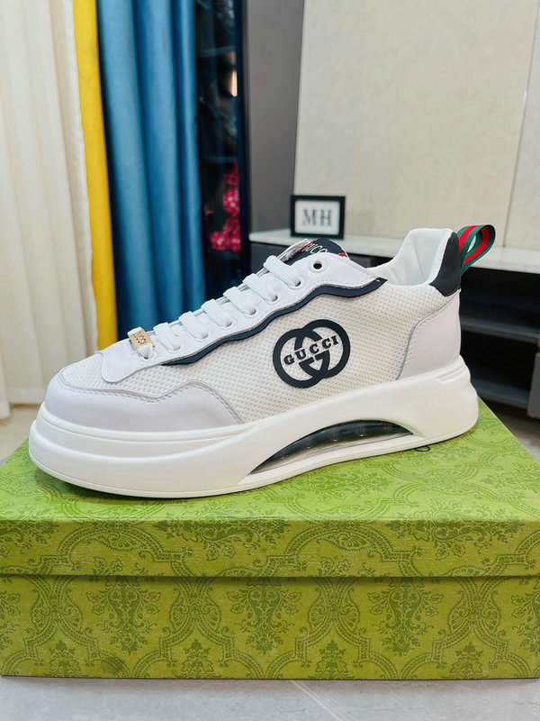 men gucci shoes-574